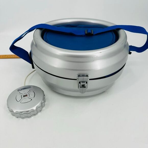 RC Cooler Remote Controlled Deliver 12 Cold Drinks On Wheels - TAILGATING!! Rare - Picture 4 of 12